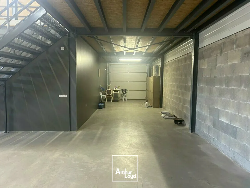 Locaux d'activité & Entrepôts - Location - JARVILLE-LA-MALGRANGE - 54140 - 630-630 - 7667692