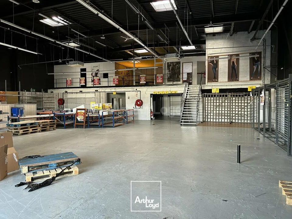 Locaux commerciaux - Location - WITTENHEIM - 68270 - 502-502 - 7667721