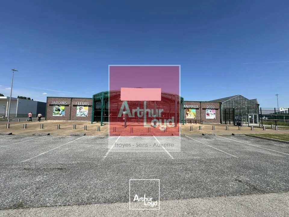 Locaux commerciaux - Location - ROMILLY SUR SEINE - 10100 - 5786-5786 - 7667784