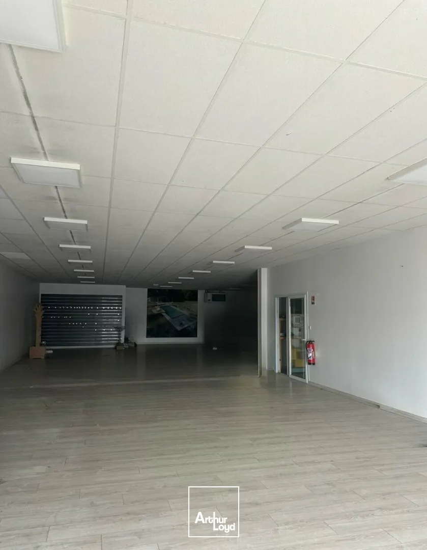 Locaux commerciaux - Location - SAINT GERMAIN DU PUY - 18390 - 290-290 - 7667829