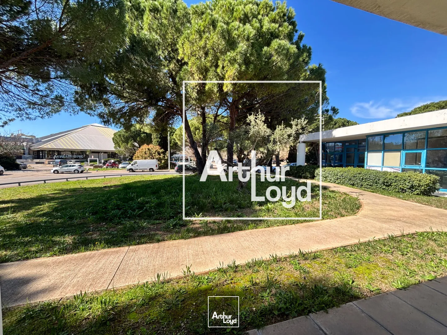 Locaux commerciaux - Location - NIMES - 30900 - 773-773 - 7667896