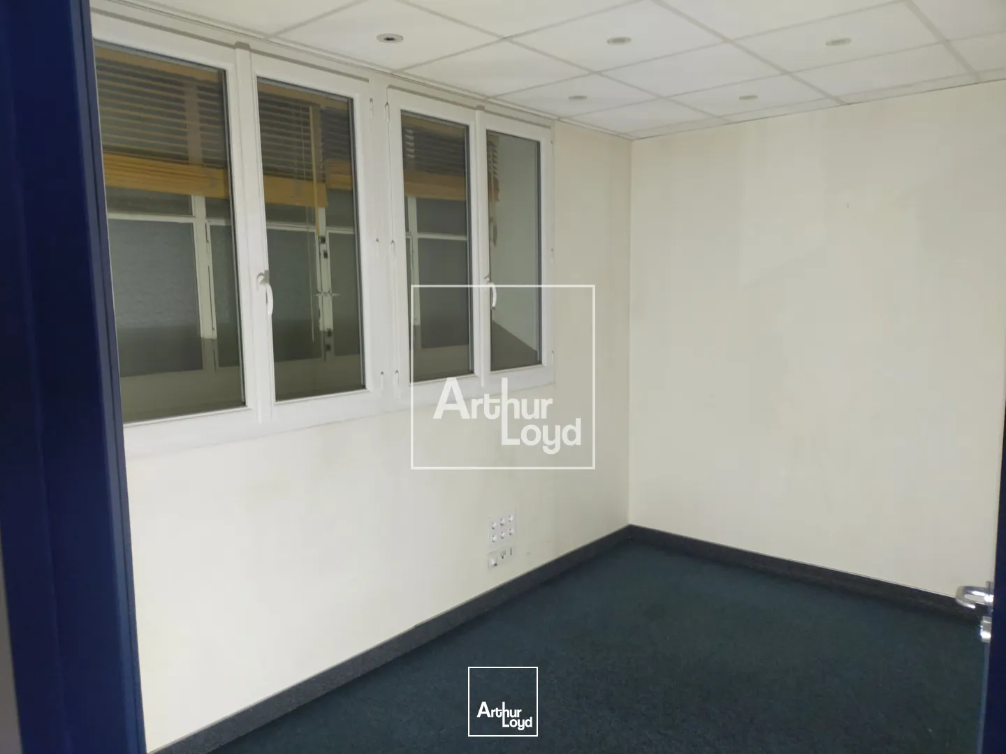 Locaux commerciaux - Location - GRENOBLE - 38000 - 84-84 - 7668084