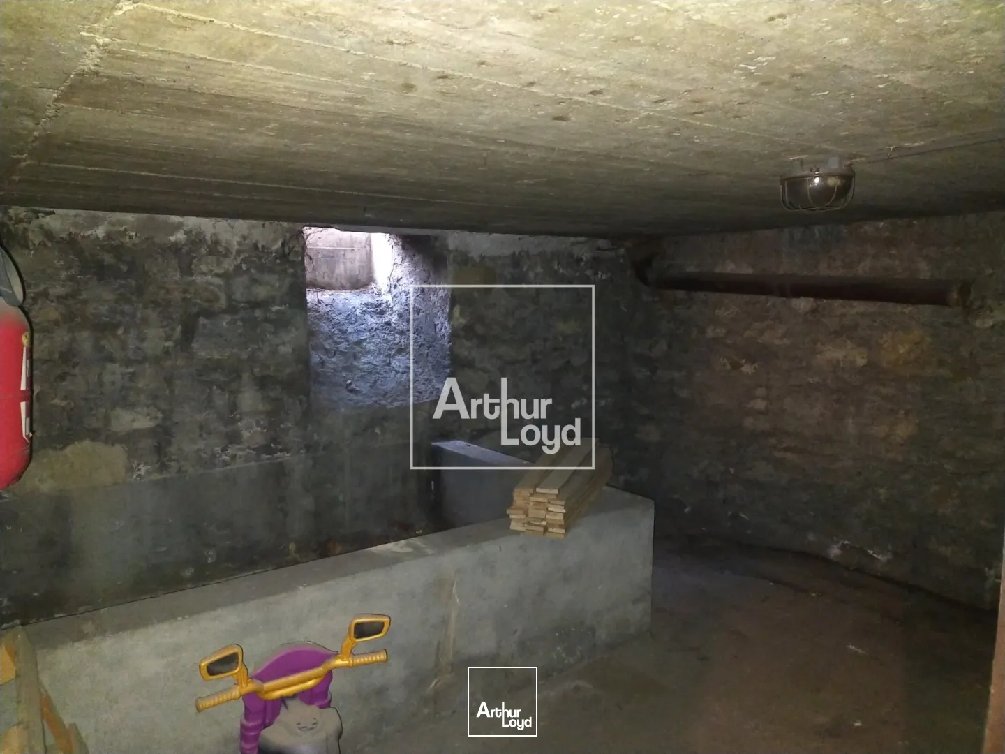 Locaux commerciaux - Location - GRENOBLE - 38000 - 84-84 - 7668086