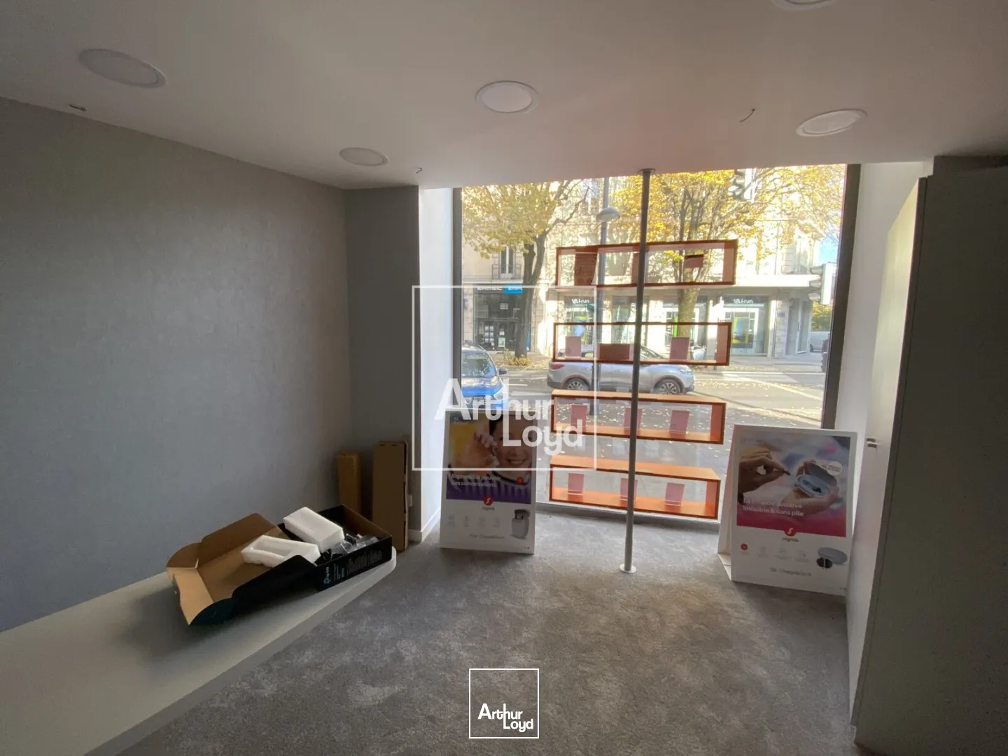 Locaux commerciaux - Location - GRENOBLE - 38000 - 228-228 - 7668233