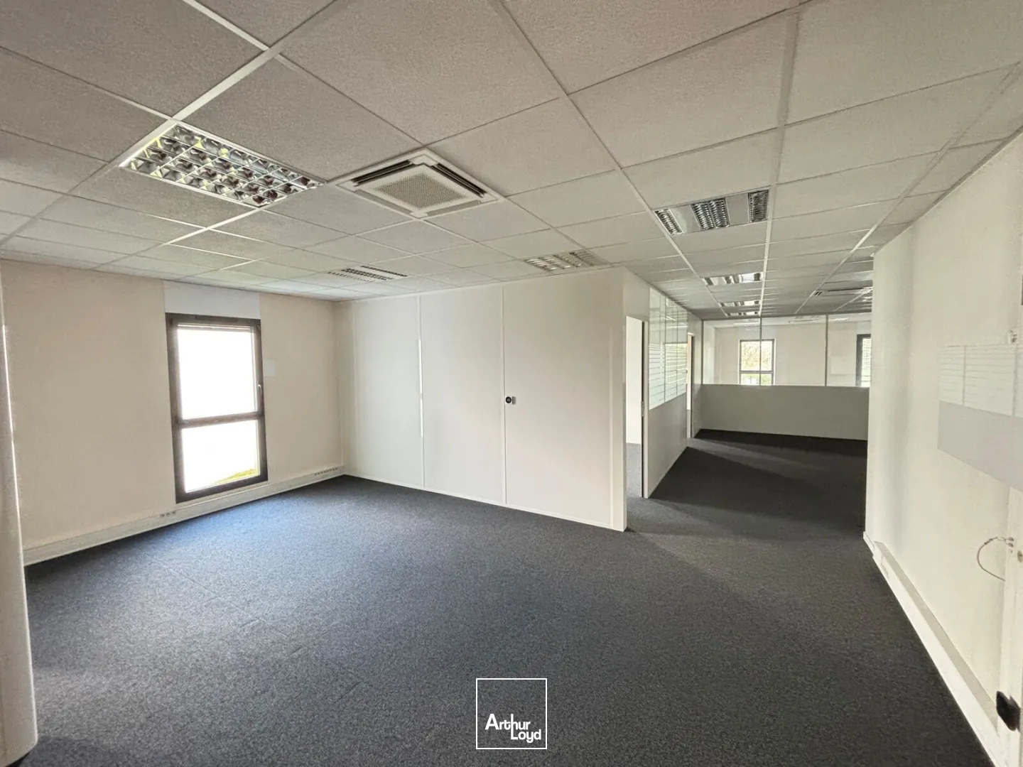 Bureaux - Location - LA CHAPELLE SUR ERDRE - 44240 - 70-1074 - 7668375