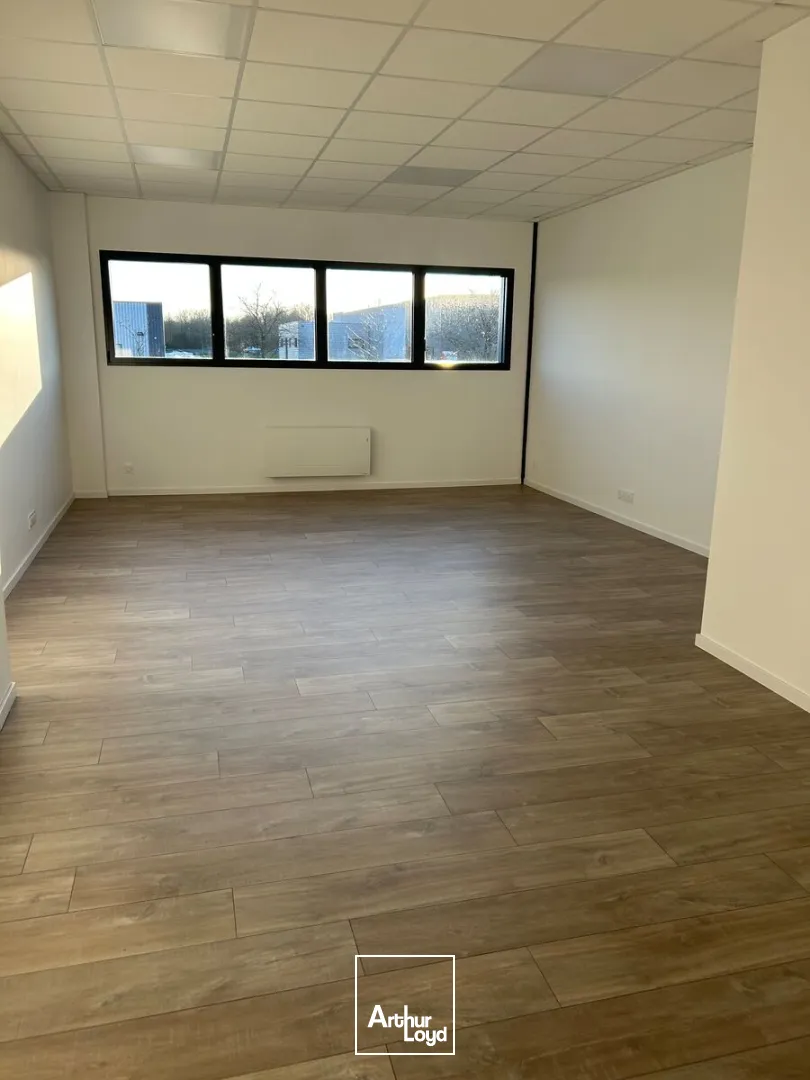 Locaux d'activité & Entrepôts - Location - VIGNEUX DE BRETAGNE - 44360 - 300-300 - 7668399