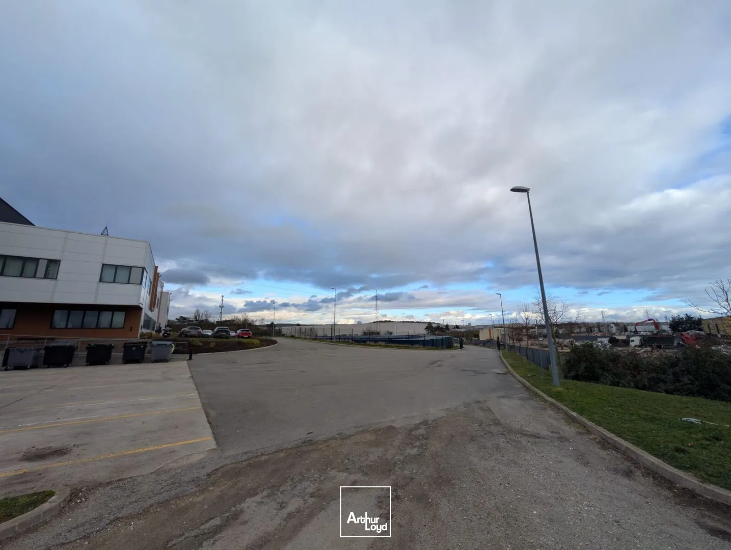 Locaux d'activité & Entrepôts - Location - LIMAY - 78520 - 6000-6000 - 7668536