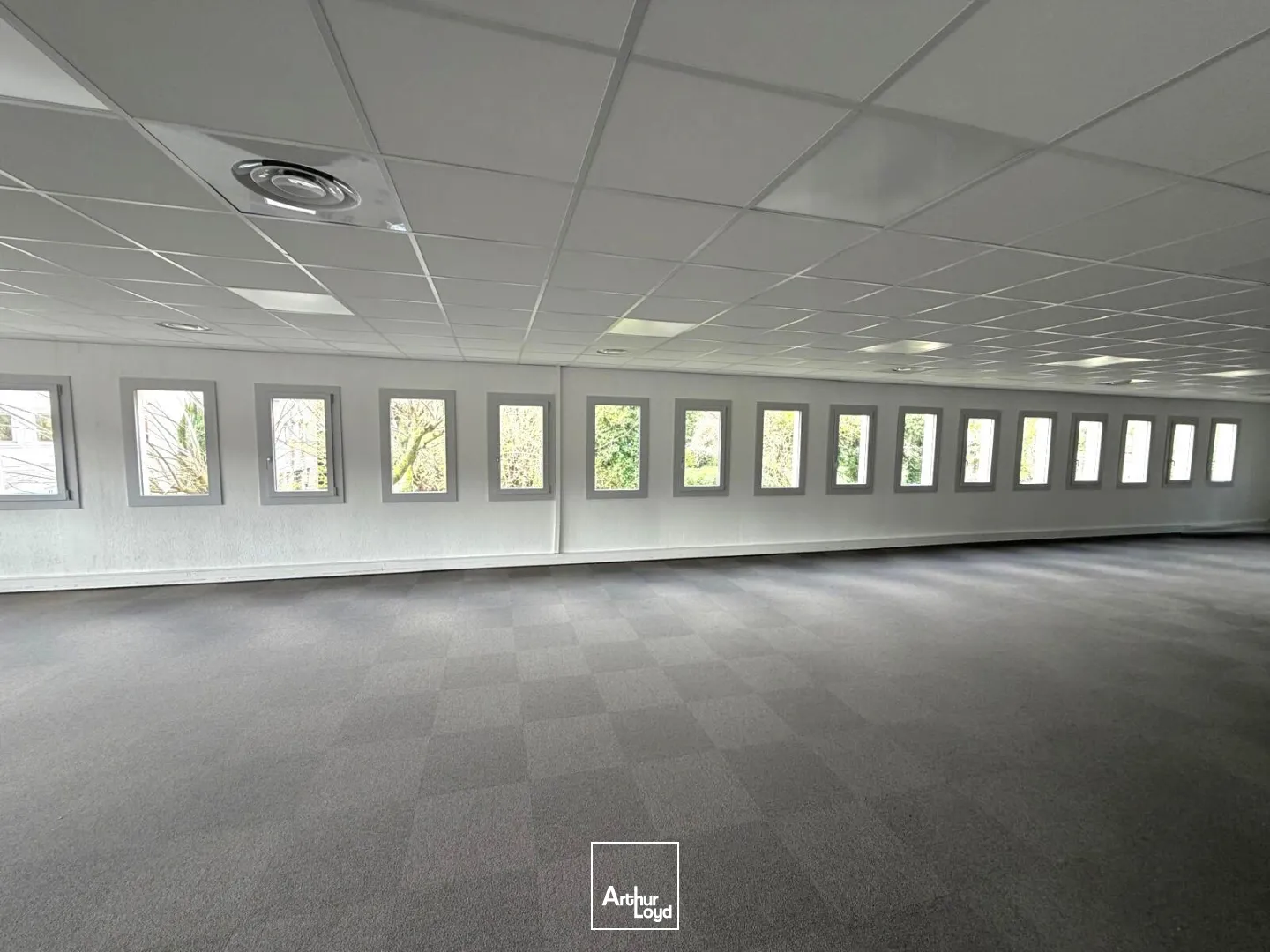 Bureaux - Location - LA PENNE SUR HUVEAUNE - 13821 - 255-648 - 7668592