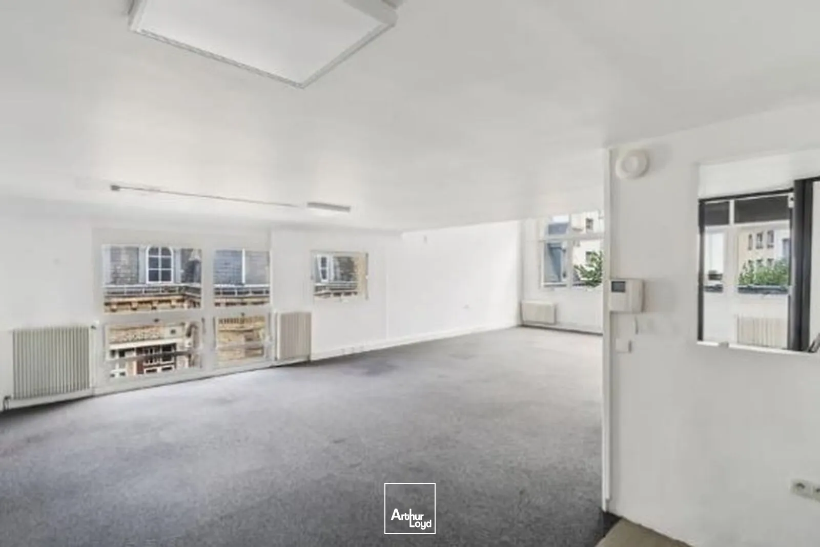 Bureaux - Location - PARIS - 75017 - 180-180 - 7668611