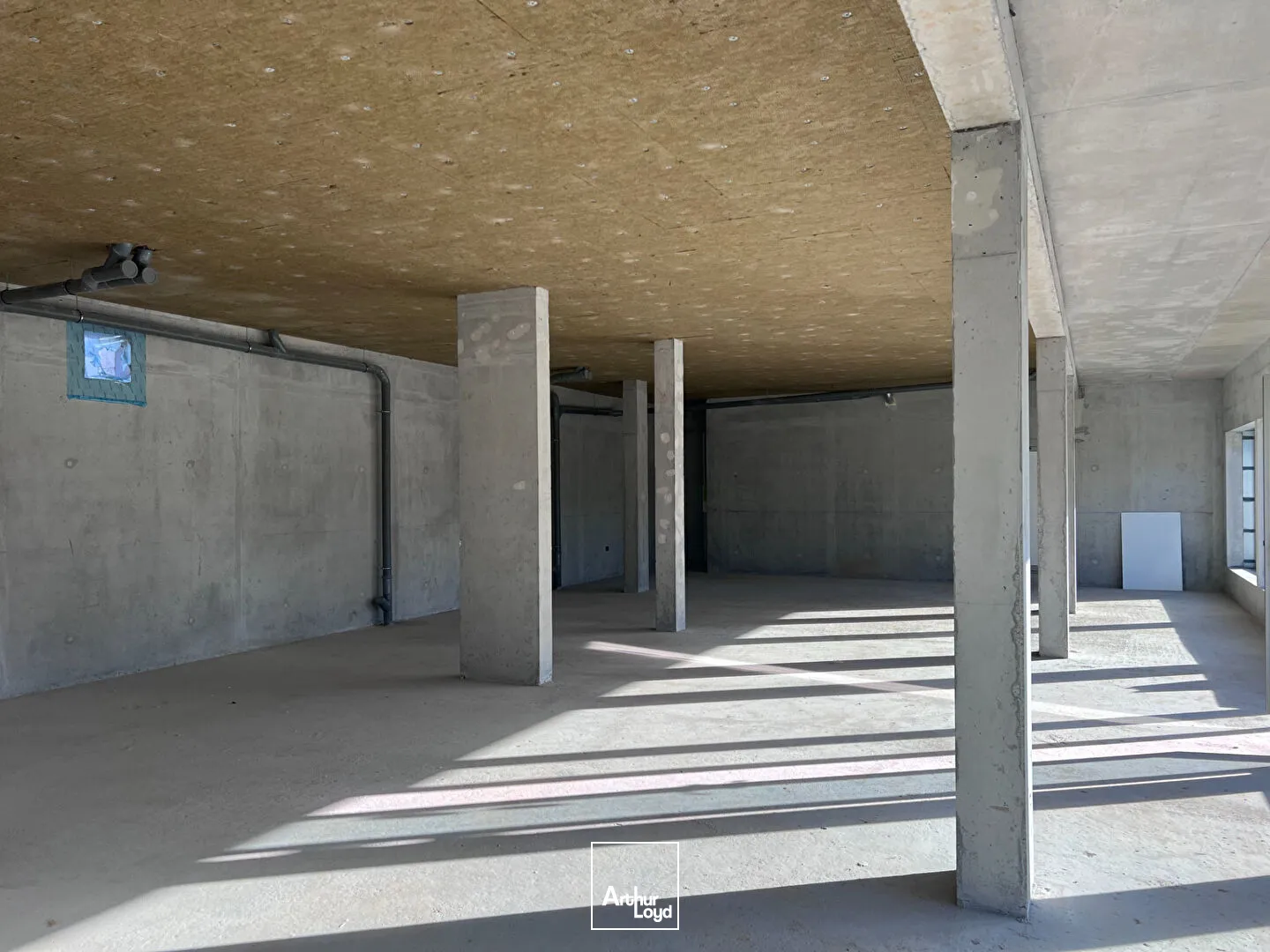 Locaux commerciaux - Location - EPRON - 14610 - 172.2-172.2 - 7668680