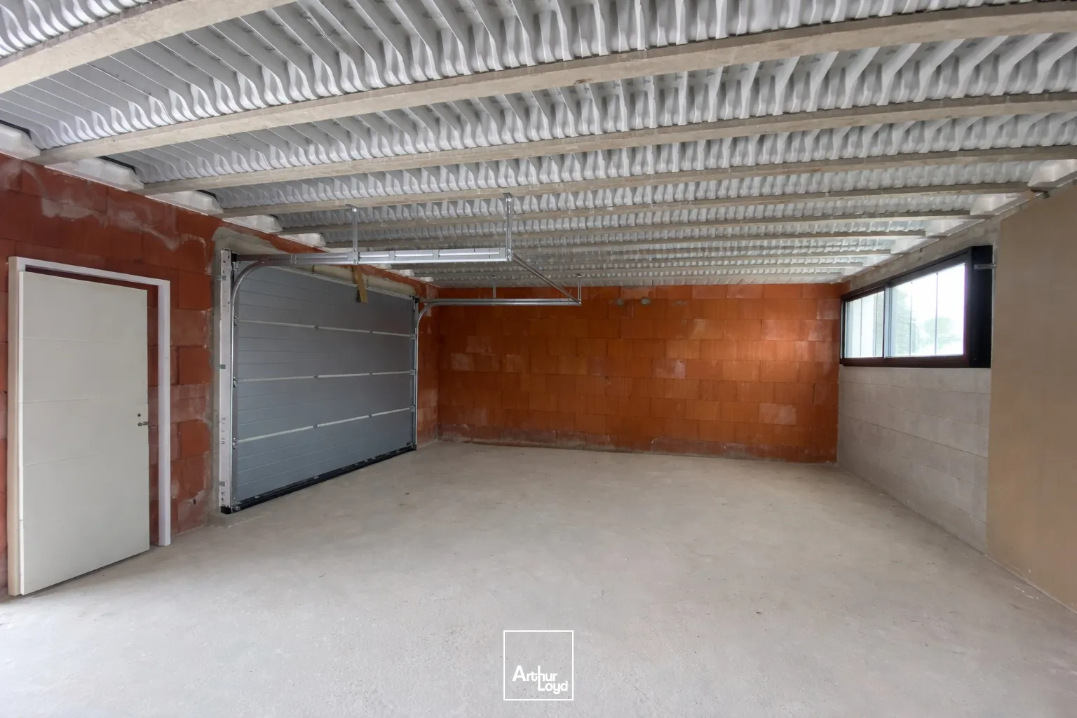 Locaux commerciaux - Location - CLAVETTE - 17220 - 97.48-97.48 - 7668683