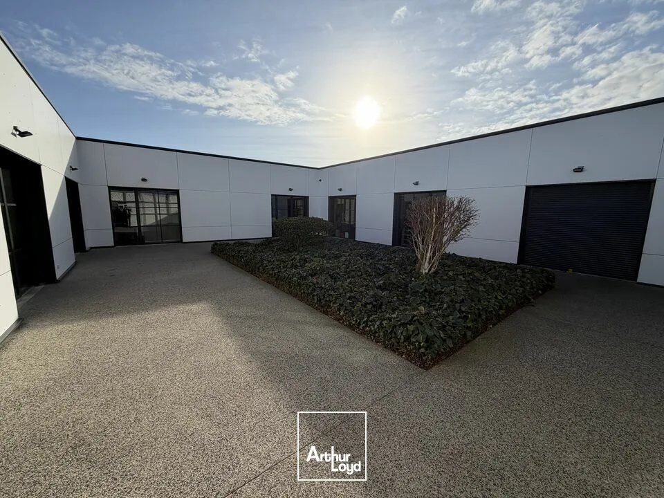 Locaux d'activité & Entrepôts - Location - BOURG-LÈS-VALENCE - 26500 - 400-400 - 7668820