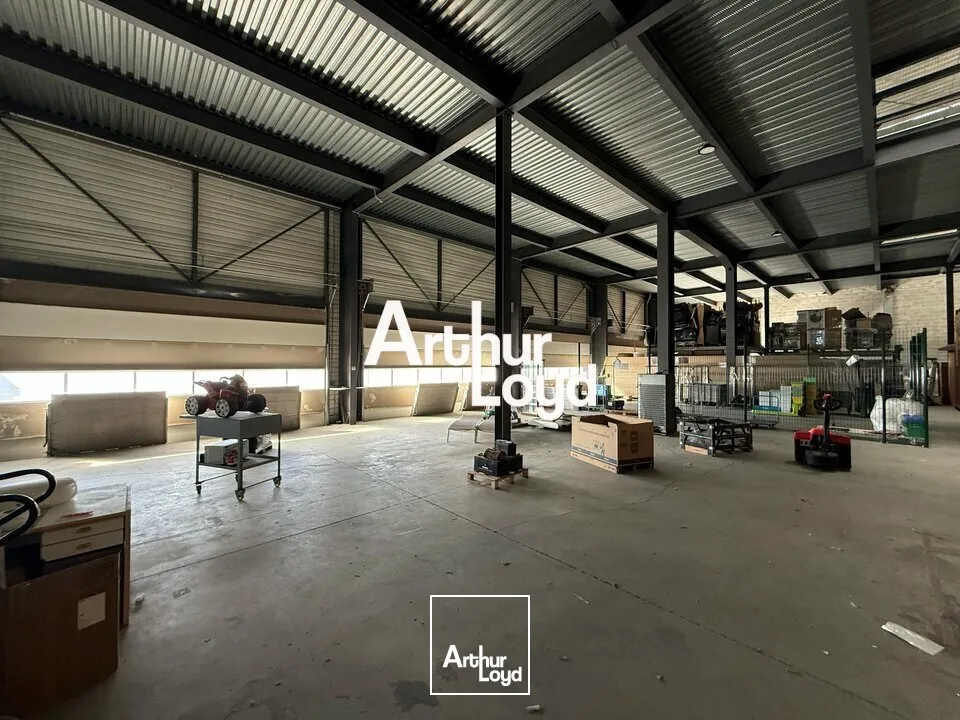 Locaux d'activité & Entrepôts - Location - FRÉJUS - 83600 - 280-280 - 7668847