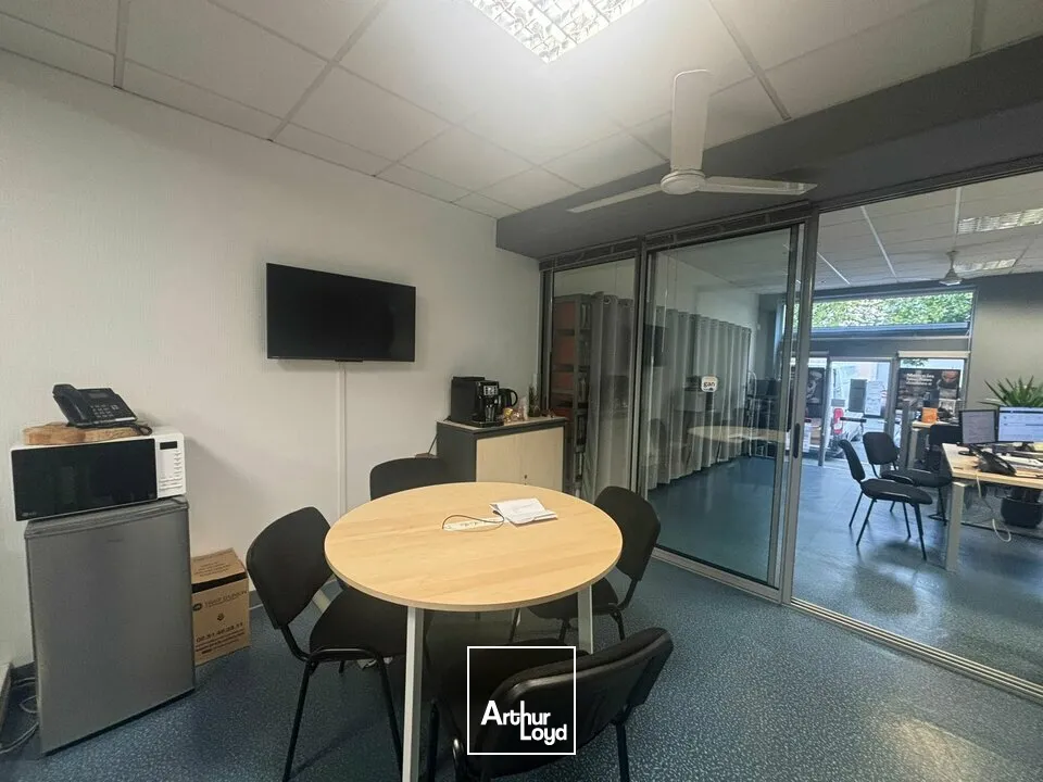 Bureaux - Location - LA ROCHE-SUR-YON - 85000 - 74.99-74.99 - 7668893