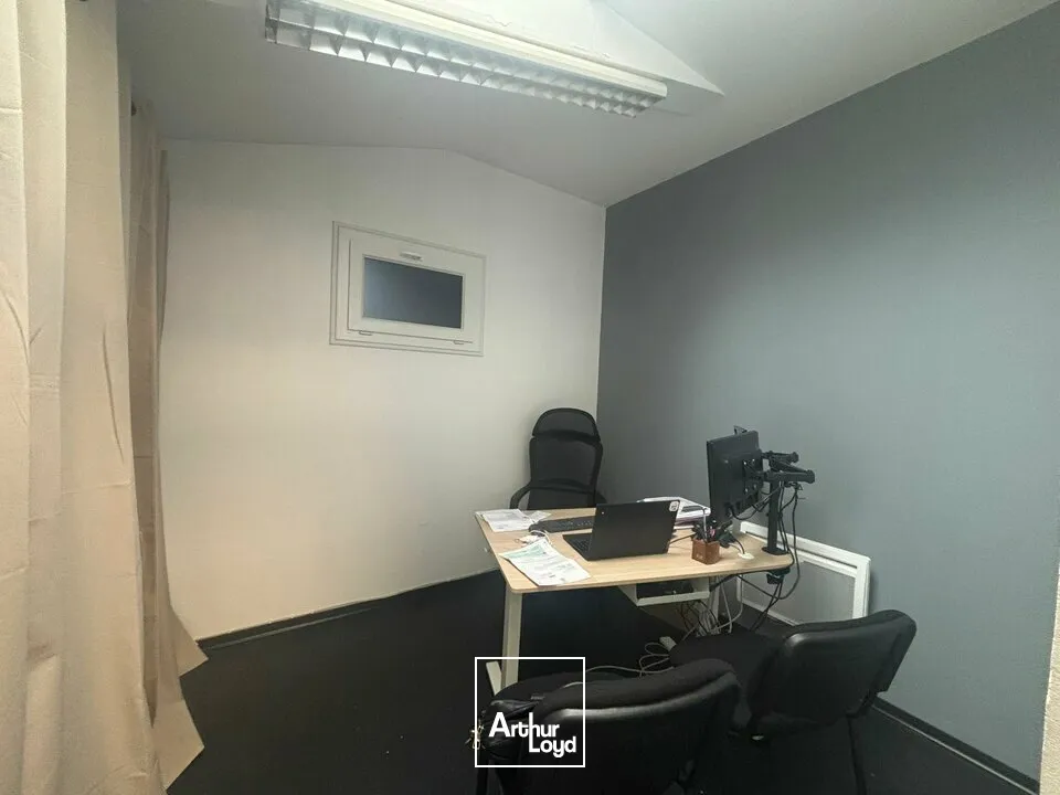 Bureaux - Location - LA ROCHE-SUR-YON - 85000 - 74.99-74.99 - 7668894