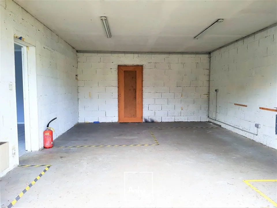 Locaux d'activité & Entrepôts - Location - JAUNAY MARIGNY - 86130 - 66-66 - 7668888