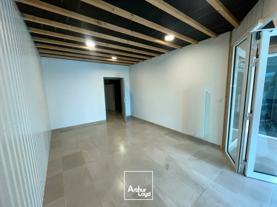 Locaux commerciaux - Location - AUBIGNY LES CLOUZEAUX - 85430 - 18-18 - 7668897