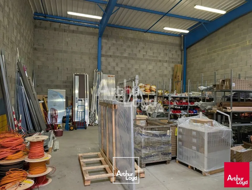 Locaux d'activité & Entrepôts - Location - CHARTRES-DE-BRETAGNE - 35131 - 260-260 - 7668916