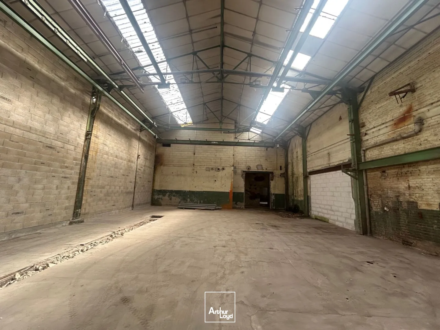 Locaux d'activité & Entrepôts - Vente - SAINT QUENTIN - 02100 - 450-450 - 7669023