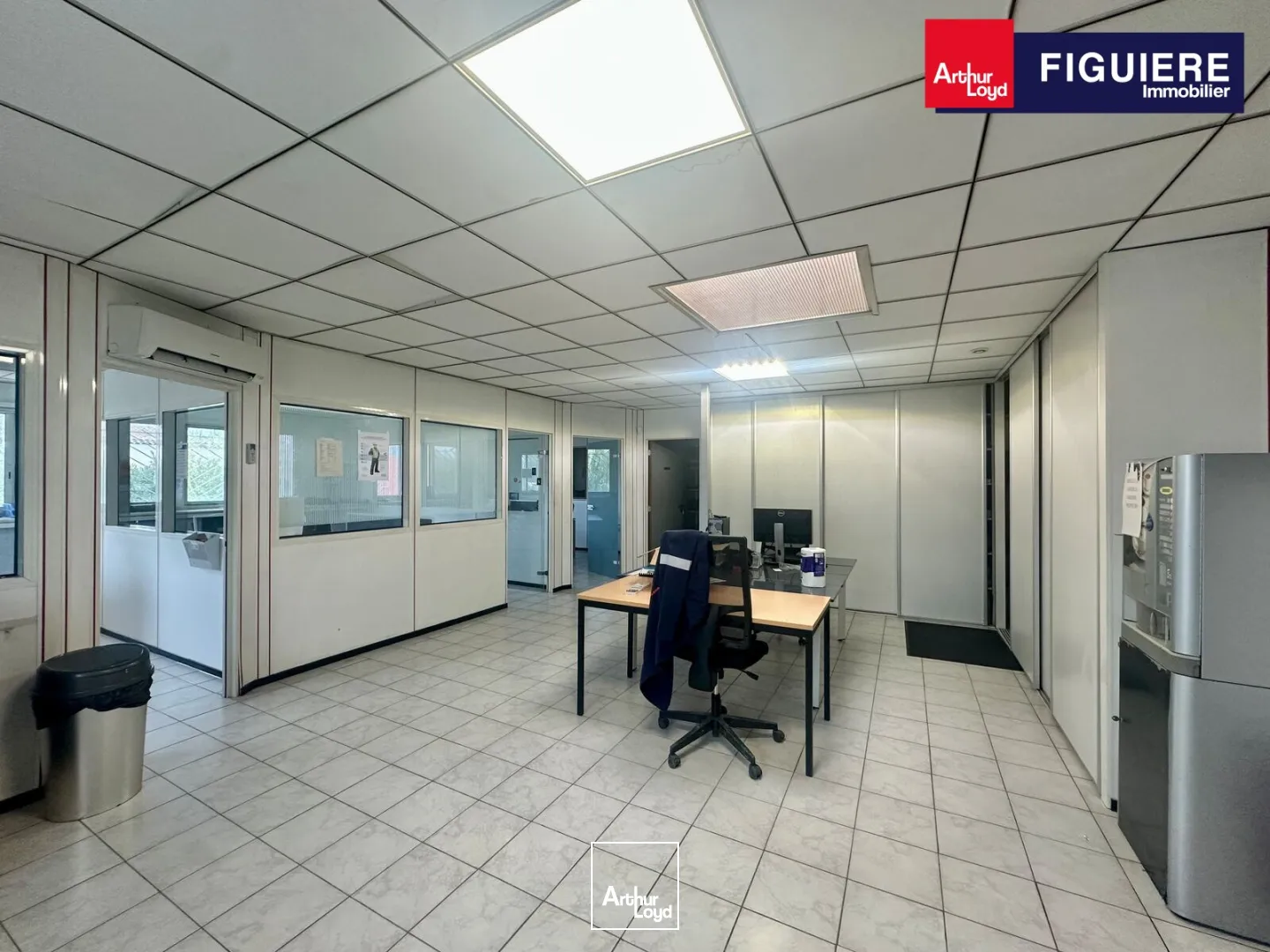 Locaux d'activité & Entrepôts - Location - SAINT VICTORET - 13730 - 590-590 - 7669044