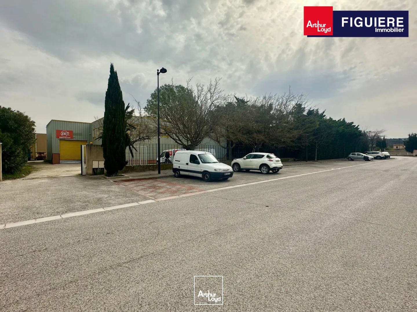 Locaux d'activité & Entrepôts - Location - SAINT VICTORET - 13730 - 590-590 - 7669054