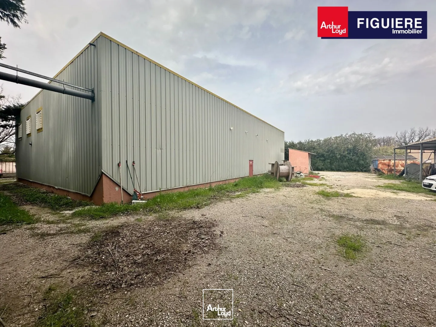 Locaux d'activité & Entrepôts - Location - SAINT VICTORET - 13730 - 590-590 - 7669052