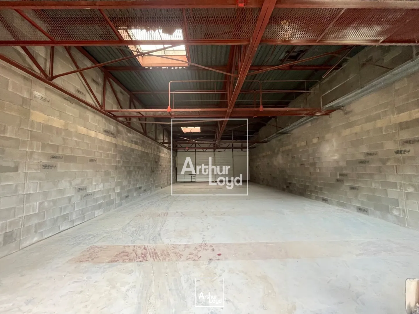 Locaux d'activité & Entrepôts - Vente - SAINT ETIENNE DE CROSSEY - 38960 - 236-236 - 7669134