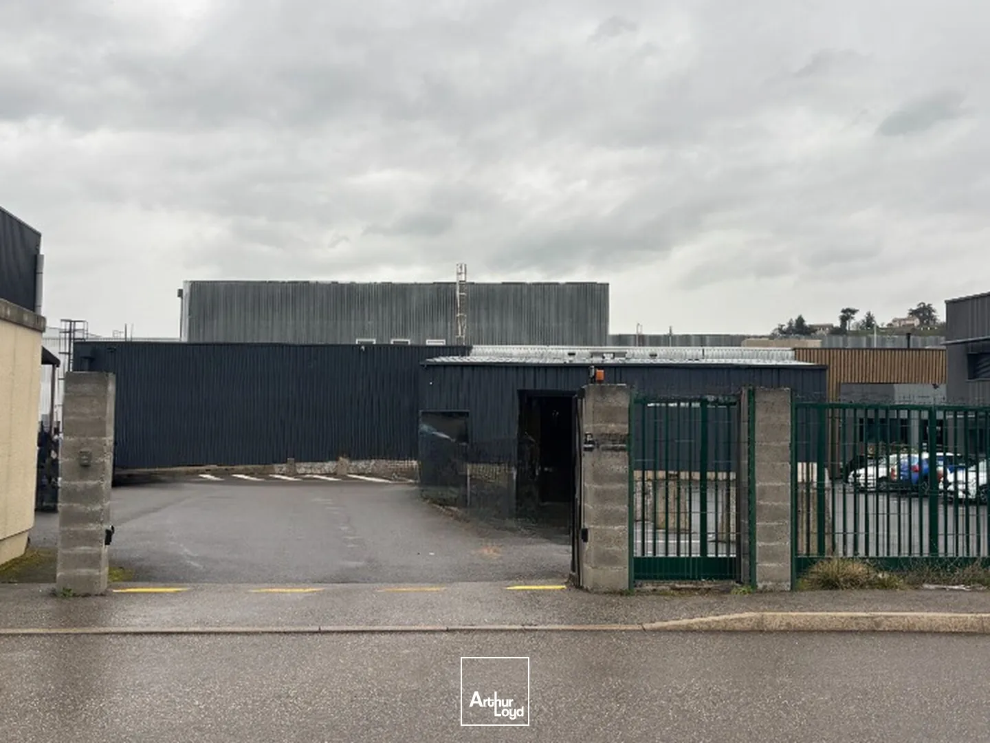 Locaux d'activité & Entrepôts - Vente - Saint Priest en Jarez - 42270 - 2126-2126 - 7669291