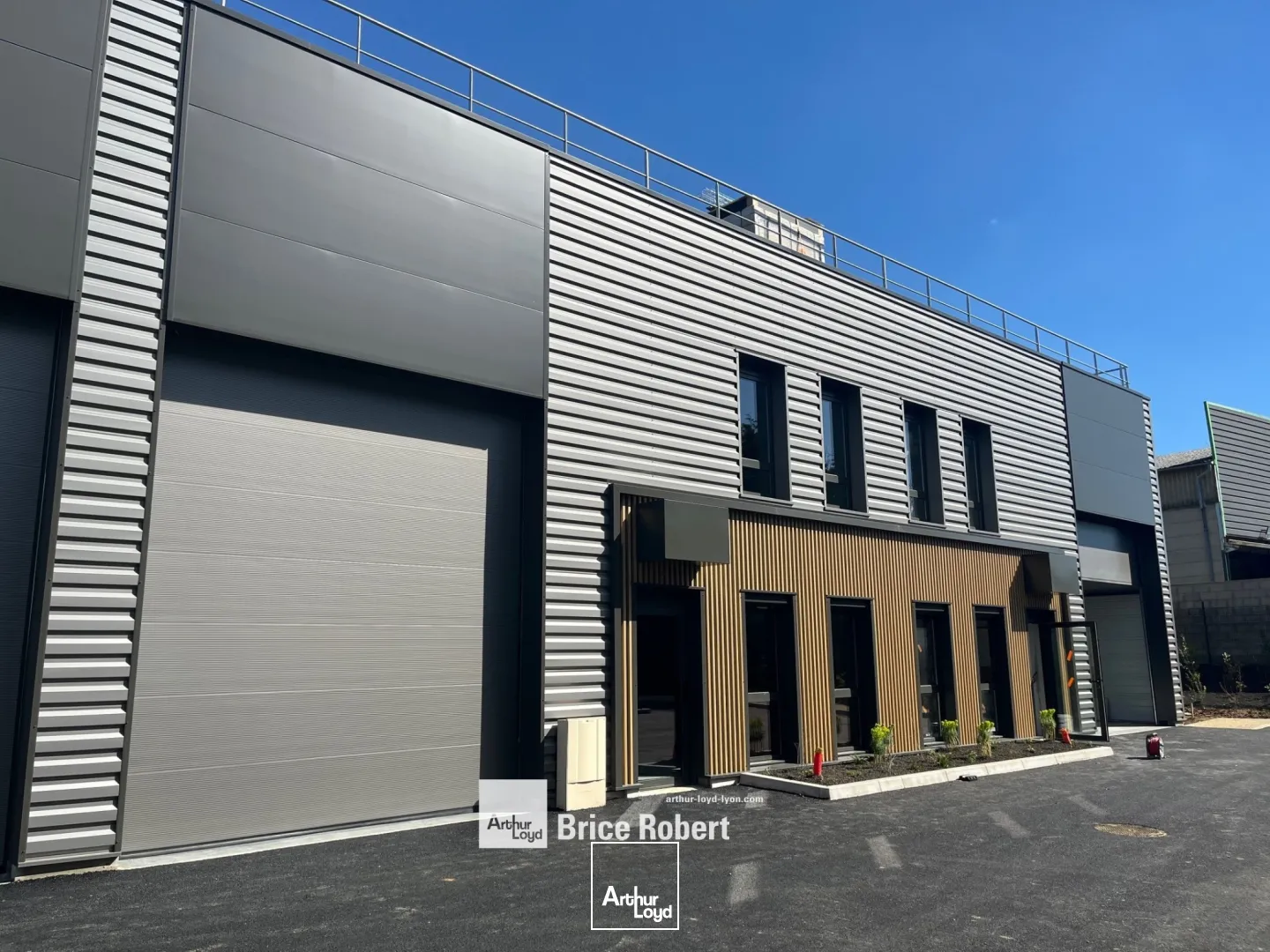 Locaux d'activité & Entrepôts - Location - VENISSIEUX - 69200 - 265-265 - 7669604