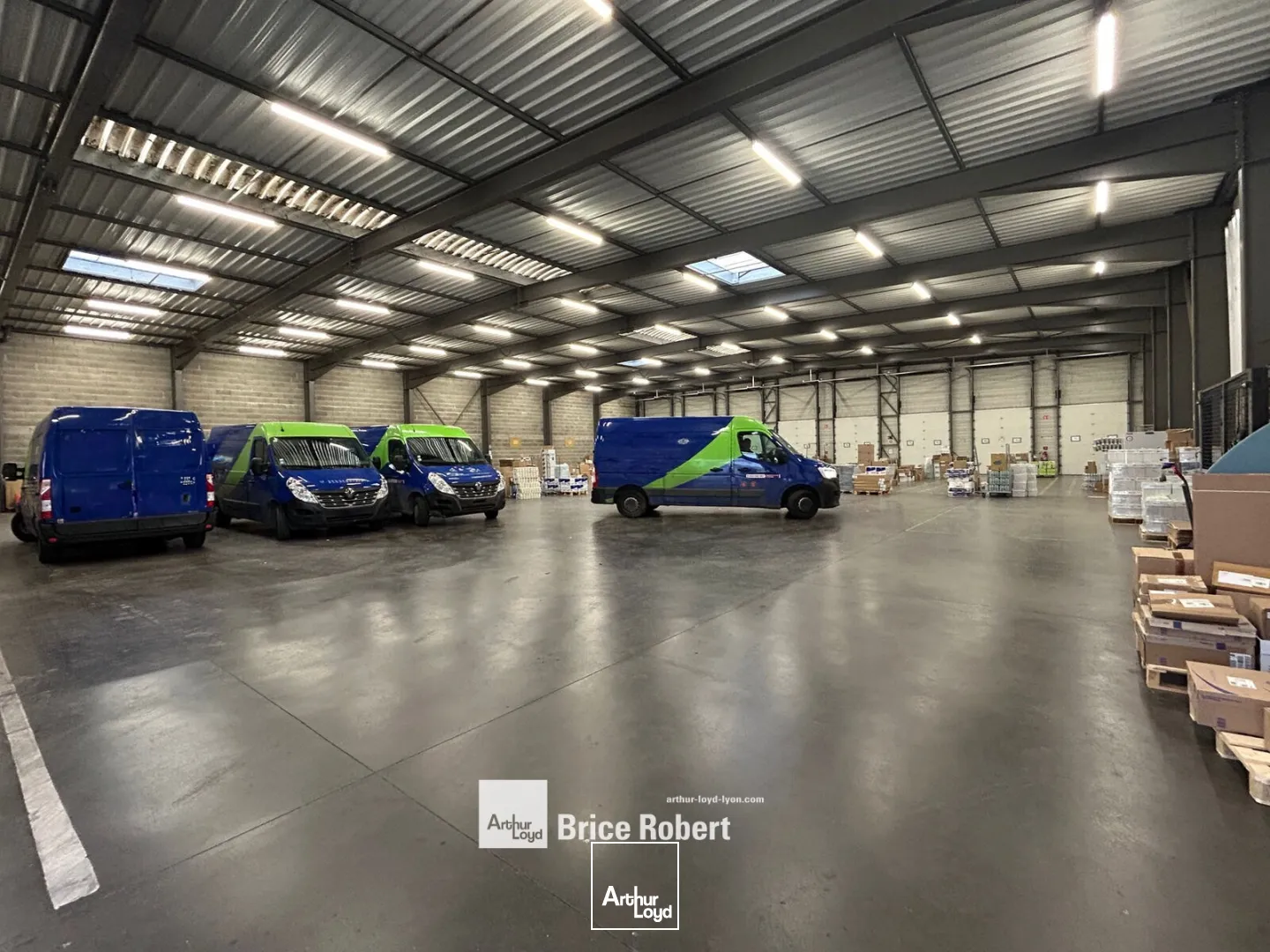 Locaux d'activité & Entrepôts - Vente - SAINT PRIEST - 69800 - 1550-1550 - 7669623