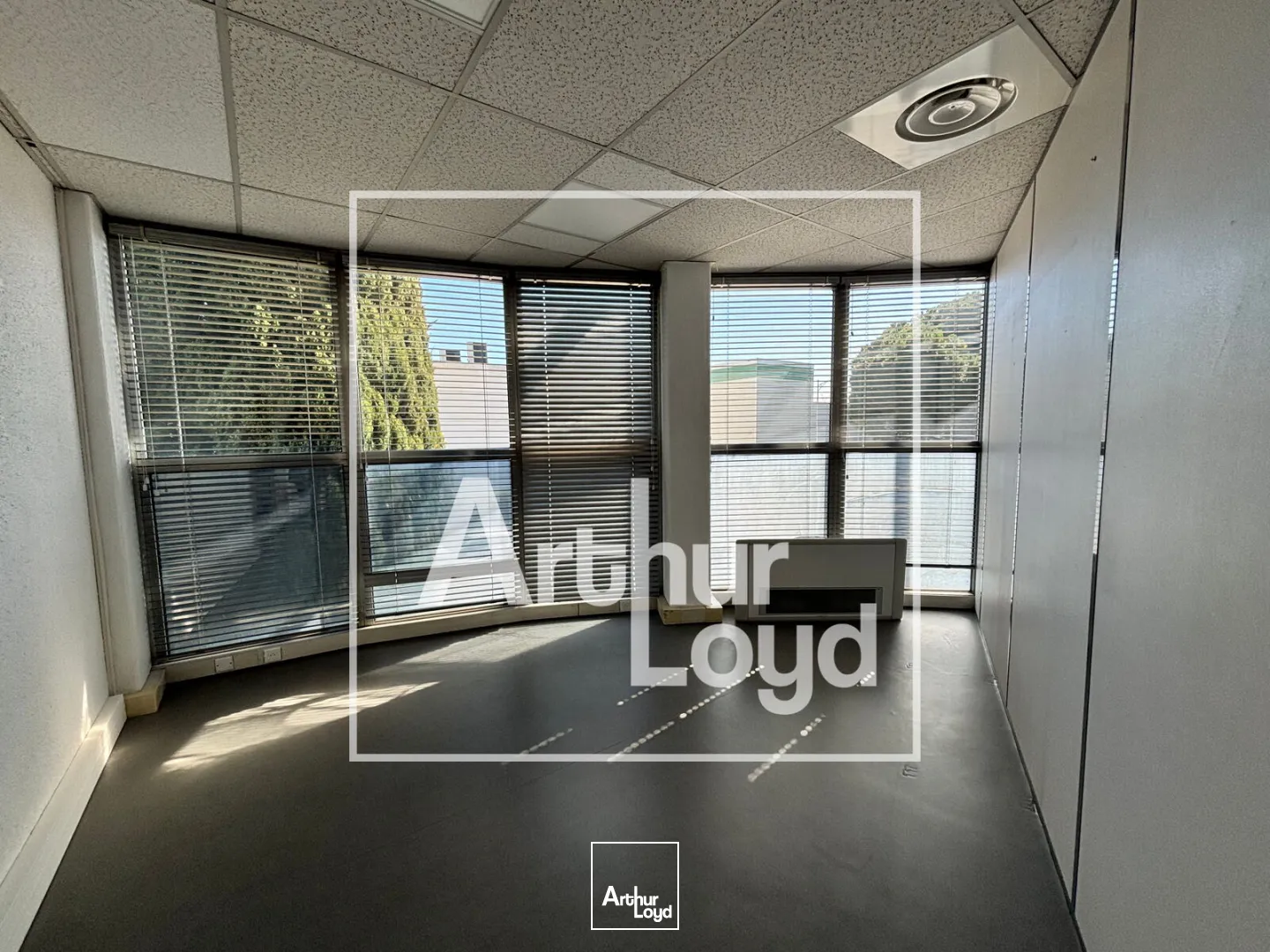 Bureaux - Location - NIMES - 30900 - 141-141 - 7669962