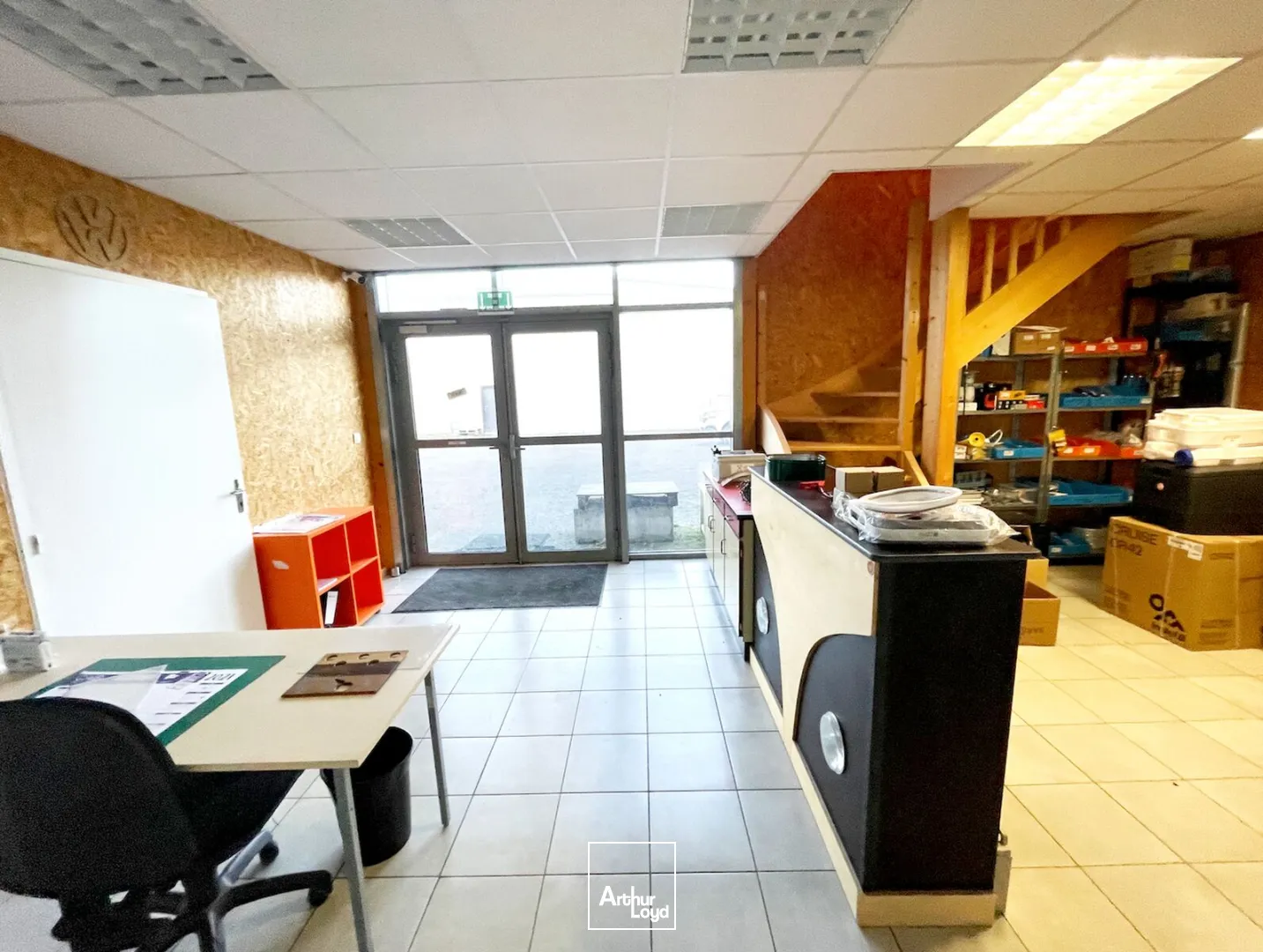 Locaux d'activité & Entrepôts - Vente - HERIC - 44810 - 210-210 - 7670093