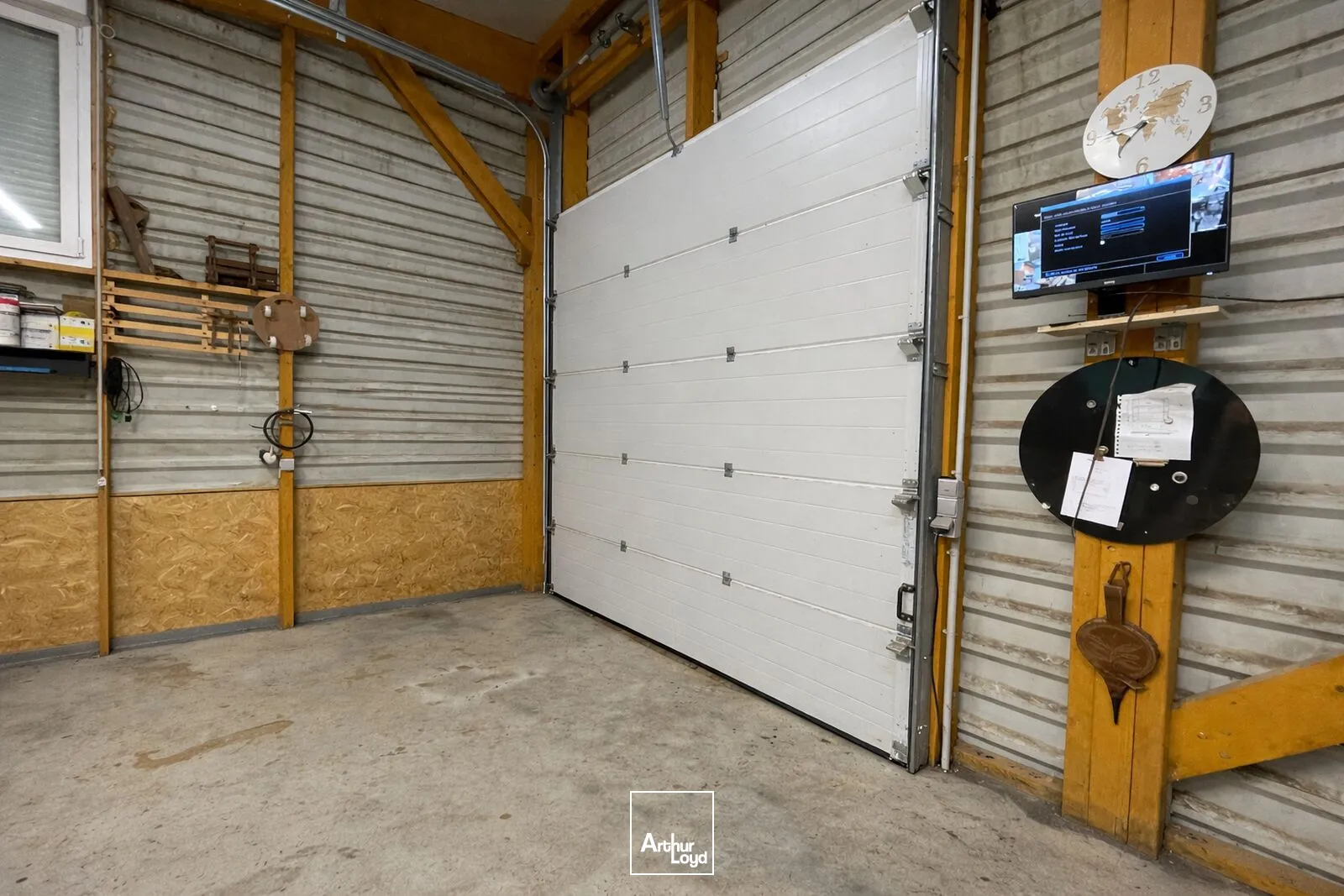 Locaux d'activité & Entrepôts - Vente - HERIC - 44810 - 210-210 - 7670095