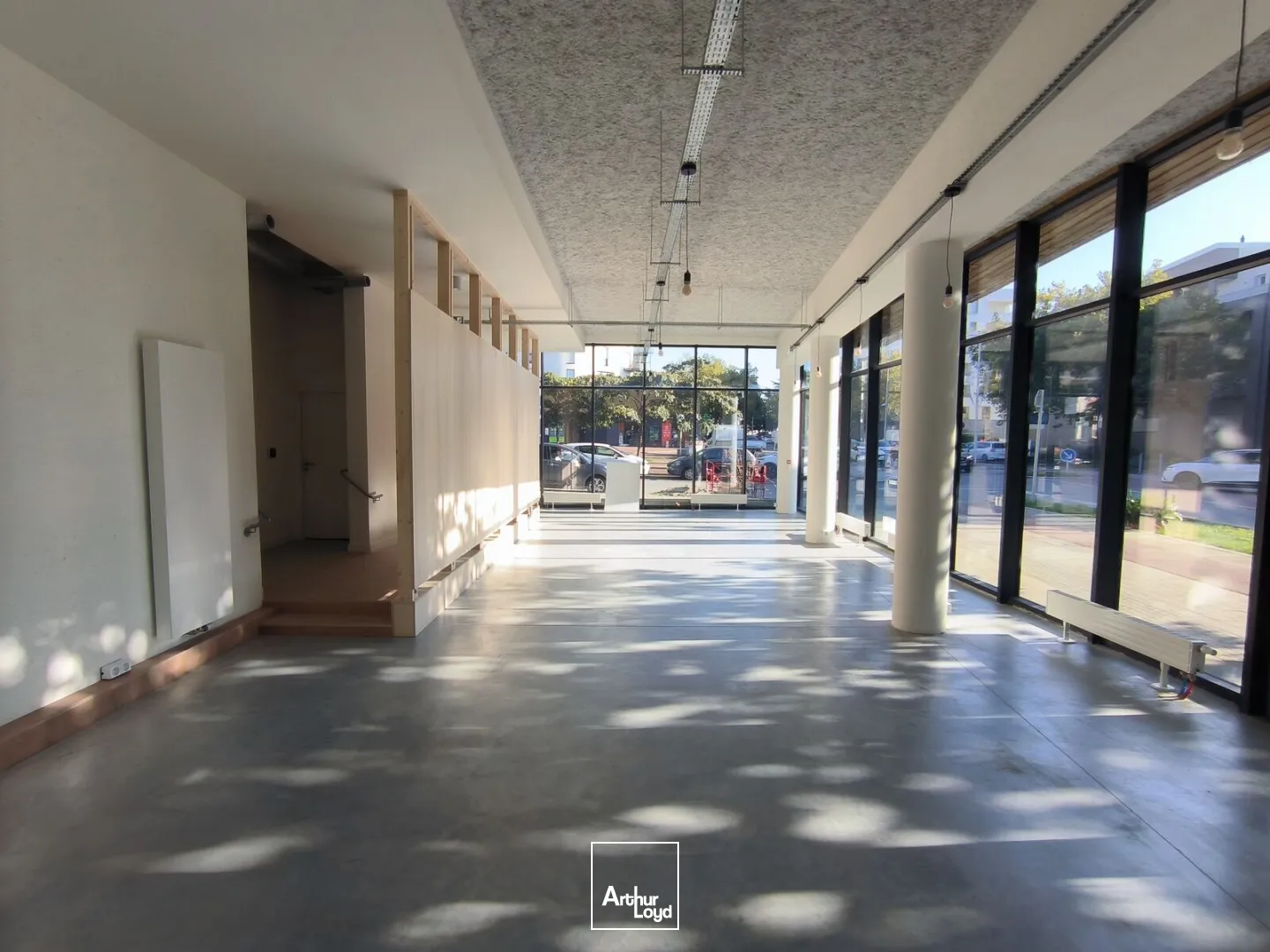 Locaux commerciaux - Location - SAINT NAZAIRE - 44600 - 144-144 - 7670126