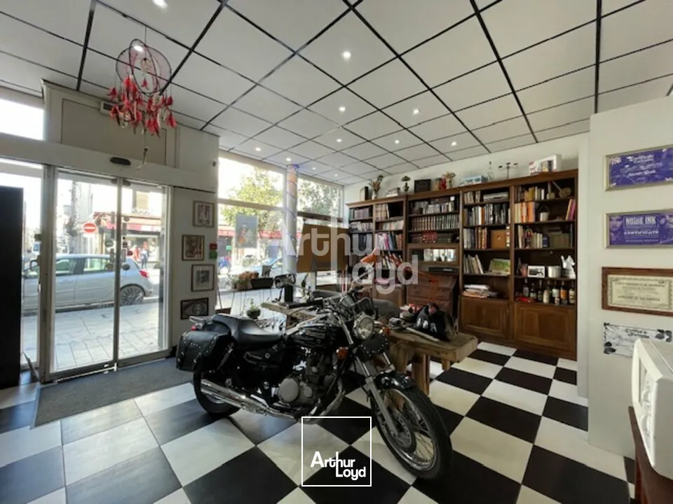 Locaux commerciaux - Location - VICHY - 03200 - 61.22-61.22 - 7670135