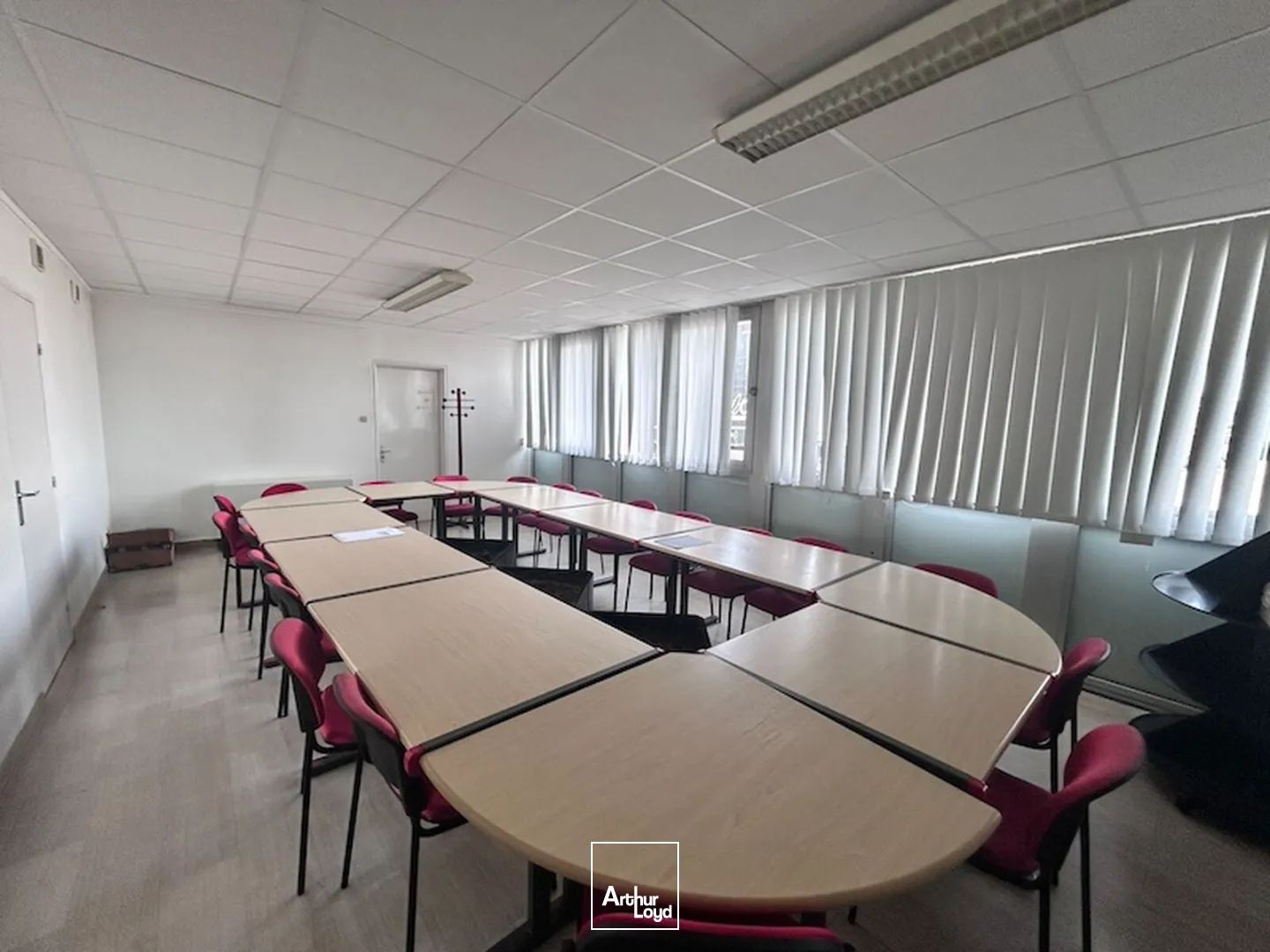 Bureaux - Location - BOURG EN BRESSE - 01000 - 100-100 - 7670145