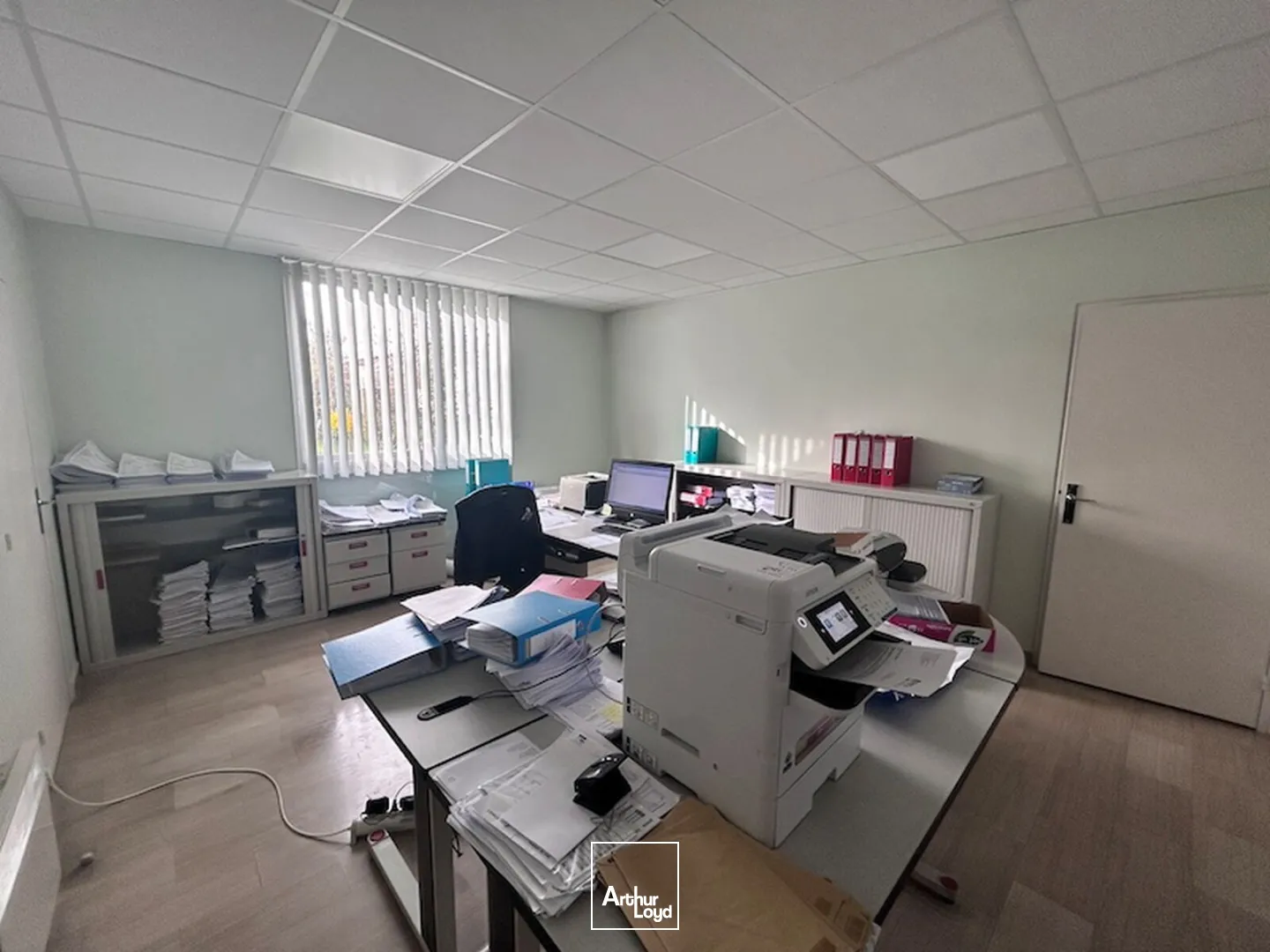 Bureaux - Location - BOURG EN BRESSE - 01000 - 100-100 - 7670144