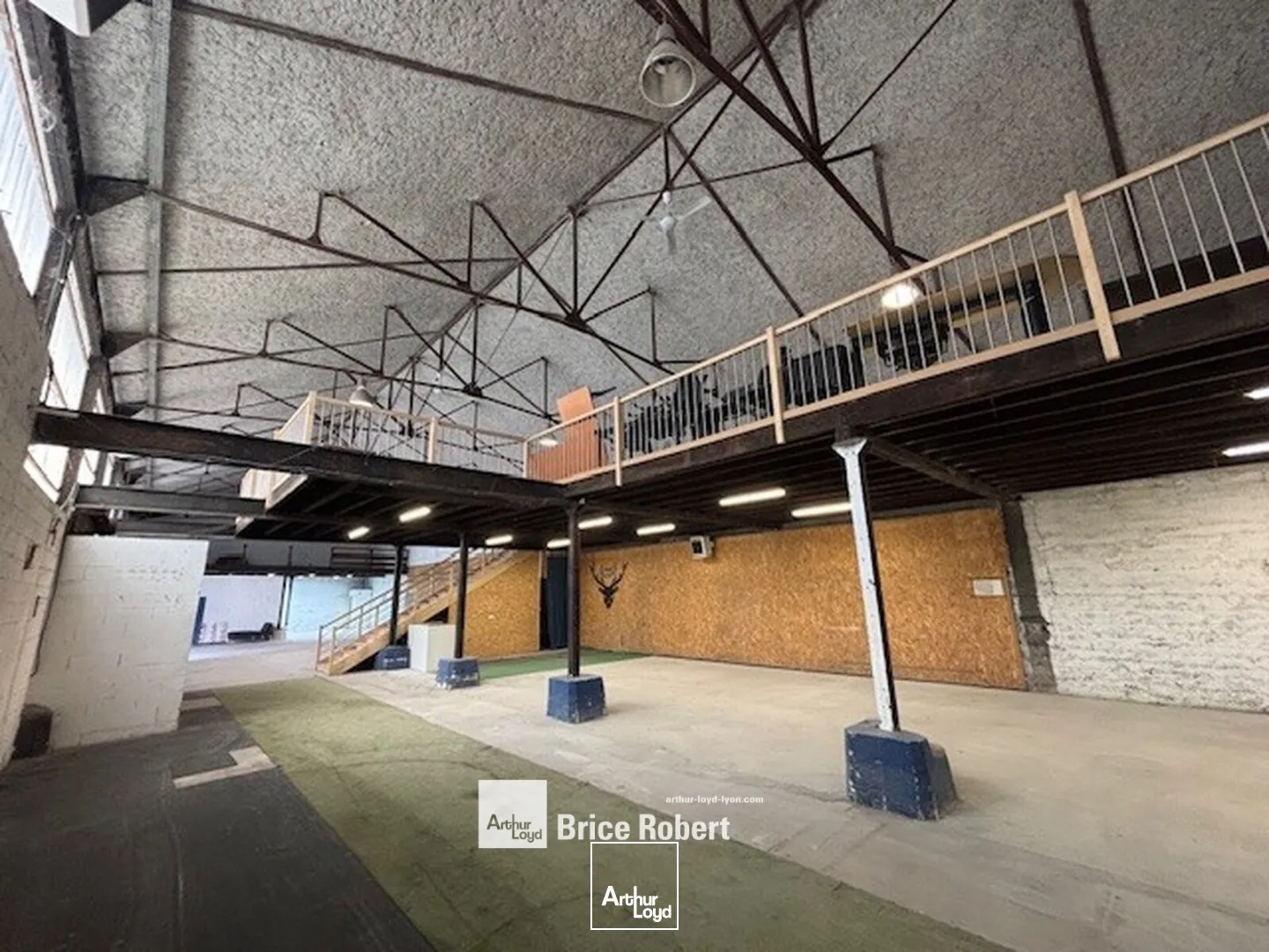 Locaux d'activité & Entrepôts - Location - LYON - 69007 - 861.65-861.65 - 7670500