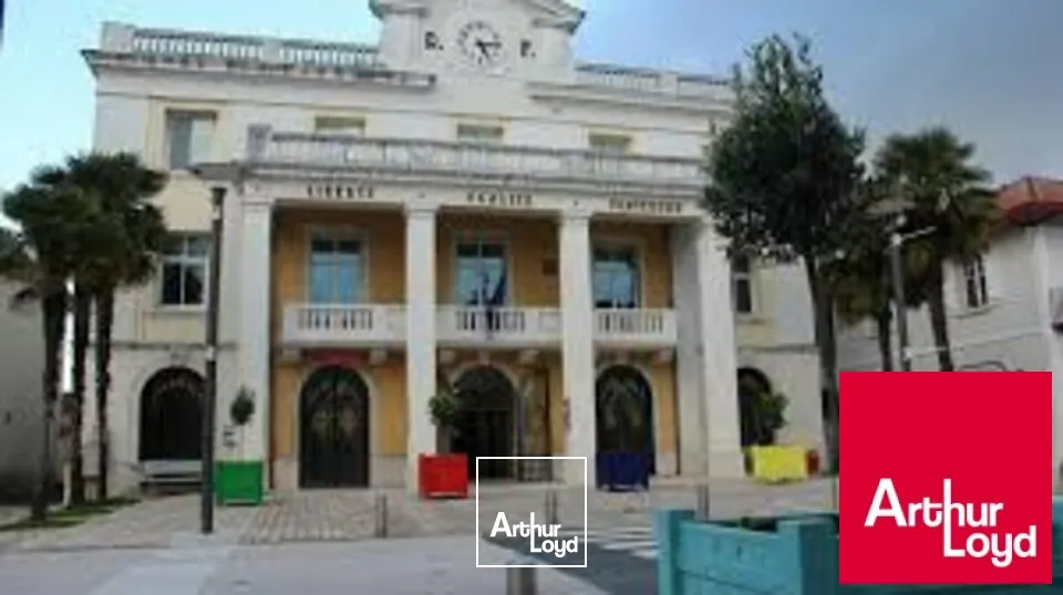 Locaux d'activité & Entrepôts - Vente - SAINT-VINCENT-DE-TYROSSE - 40230 - 143.52-143.52 - 7670565