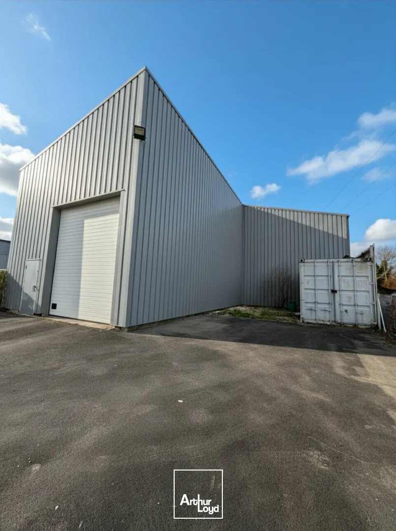 Locaux d'activité & Entrepôts - Location - FUSSY - 18110 - 75-75 - 7670697