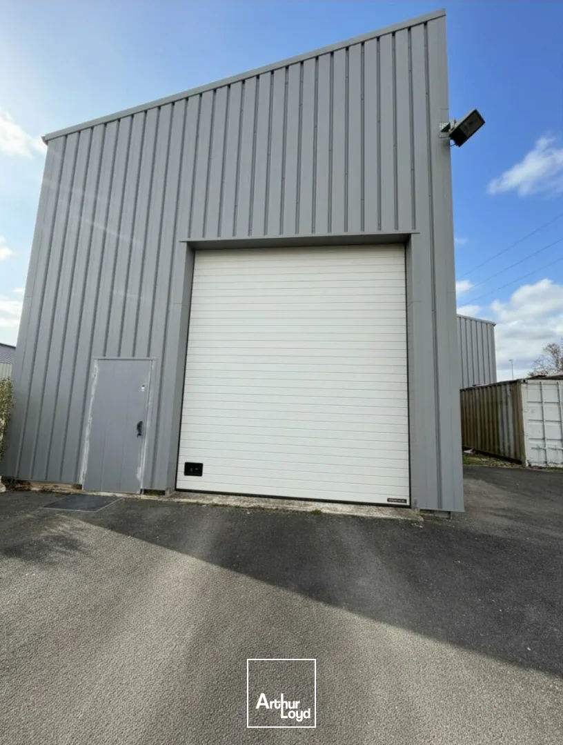 Locaux d'activité & Entrepôts - Location - FUSSY - 18110 - 75-75 - 7670698