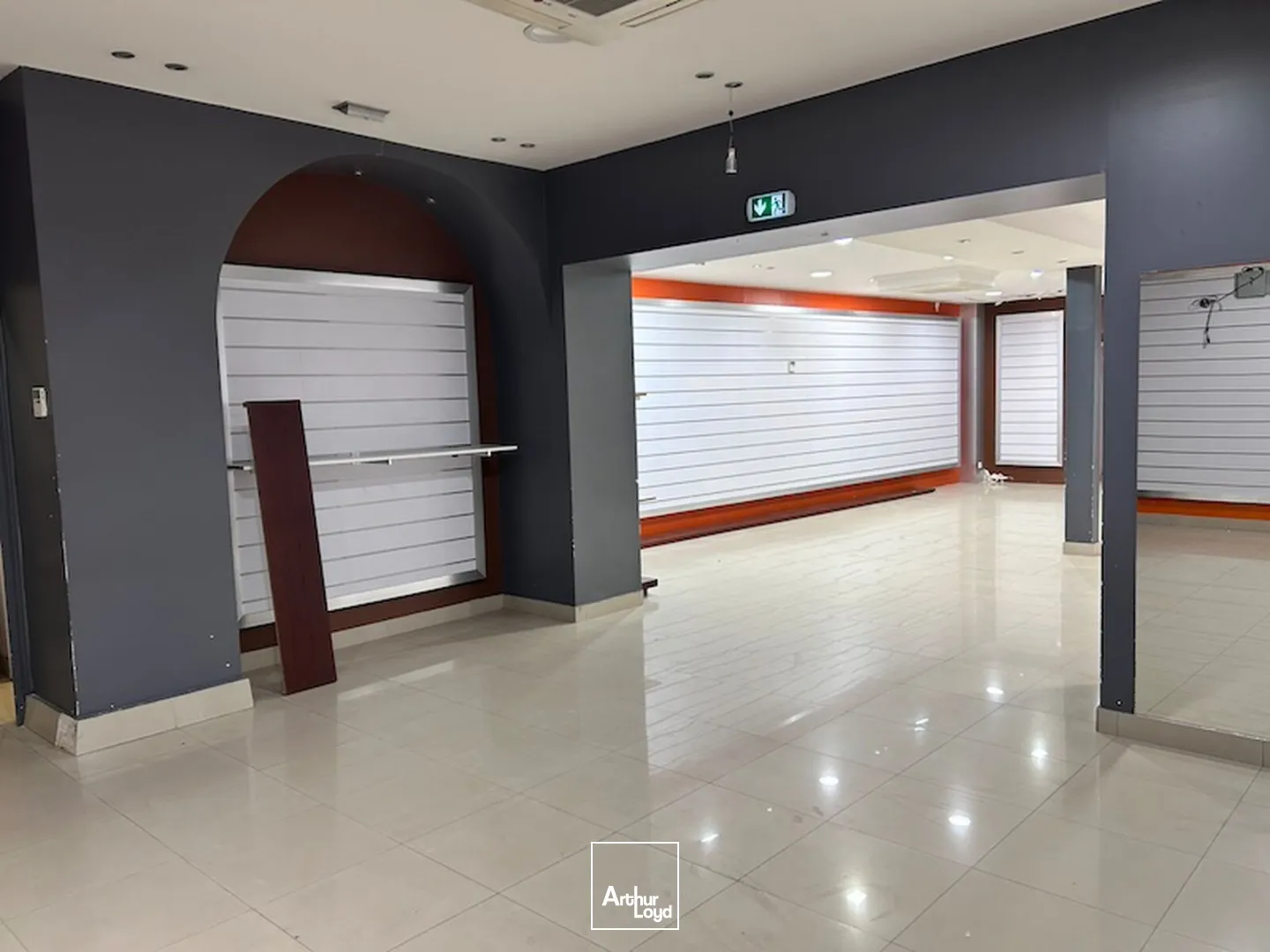 Locaux commerciaux - Location - MACON - 71000 - 185-185 - 7671003