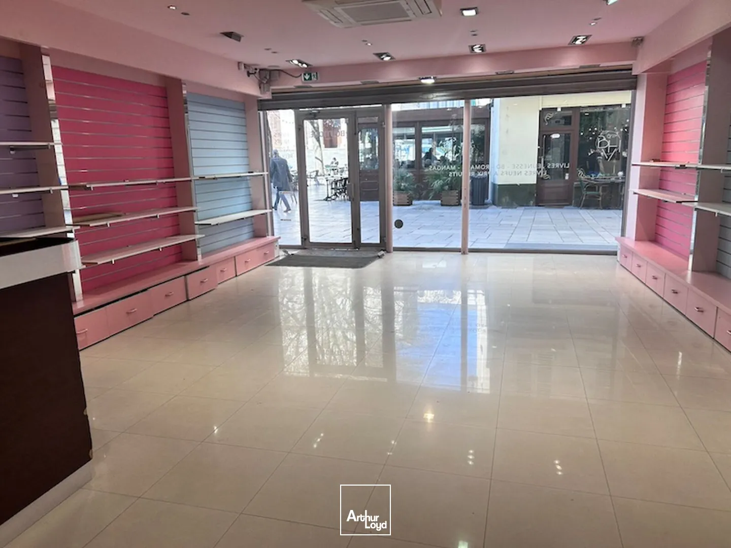 Locaux commerciaux - Location - MACON - 71000 - 185-185 - 7671006