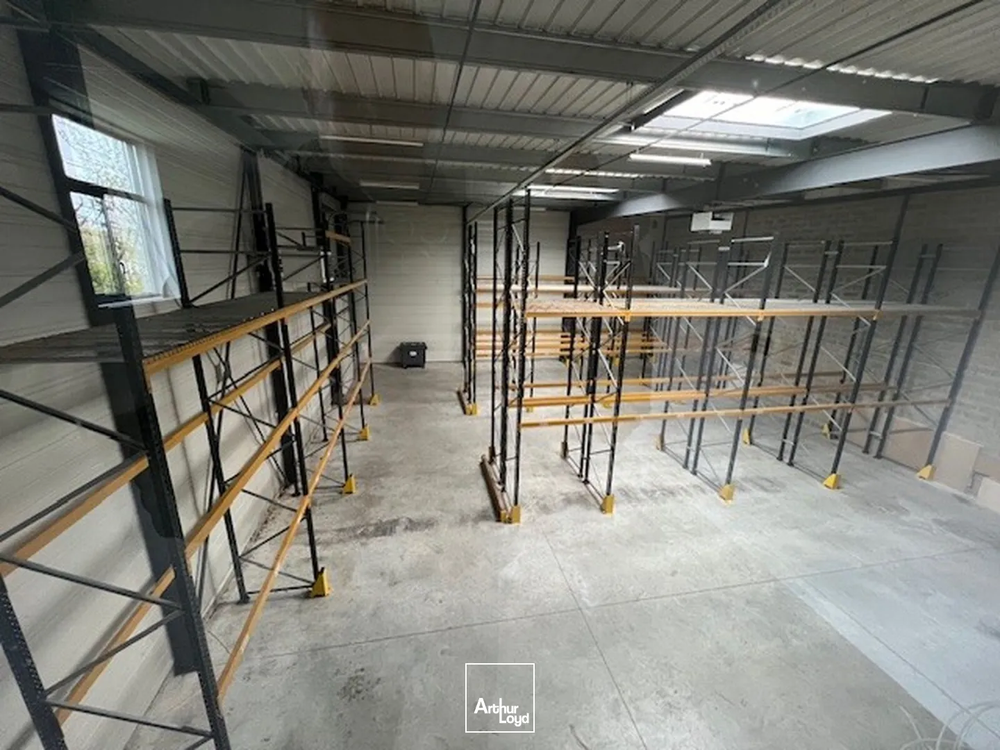 Locaux d'activité & Entrepôts - Location - BOIS D'ARCY - 78390 - 600-600 - 7671238