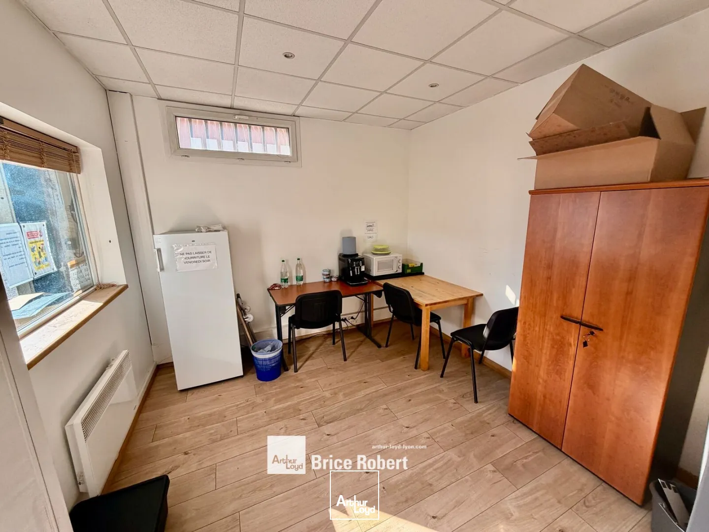 Locaux d'activité & Entrepôts - Location - DECINES CHARPIEU - 69150 - 372-372 - 7671398