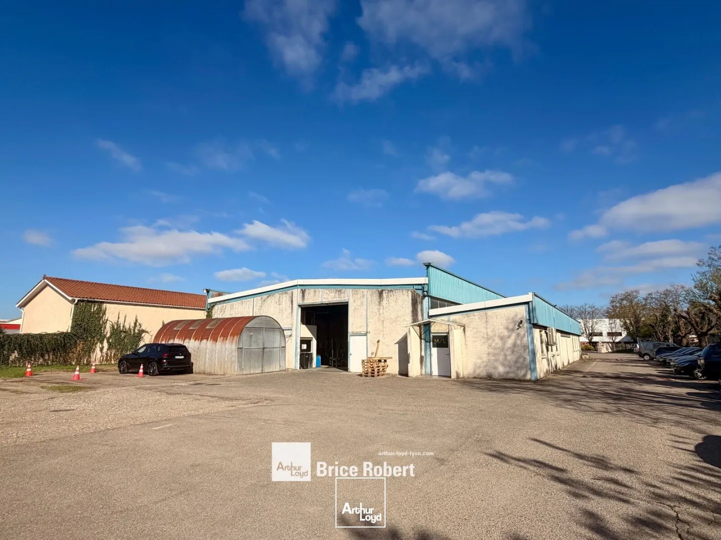 Locaux d'activité & Entrepôts - Location - DECINES CHARPIEU - 69150 - 372-372 - 7671393