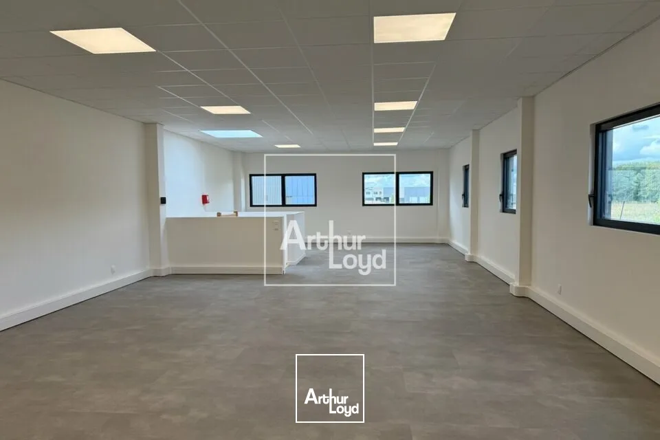 Locaux d'activité & Entrepôts - Location - SAINT PIERRE DU PERRAY - 91280 - 160-160 - 7671487