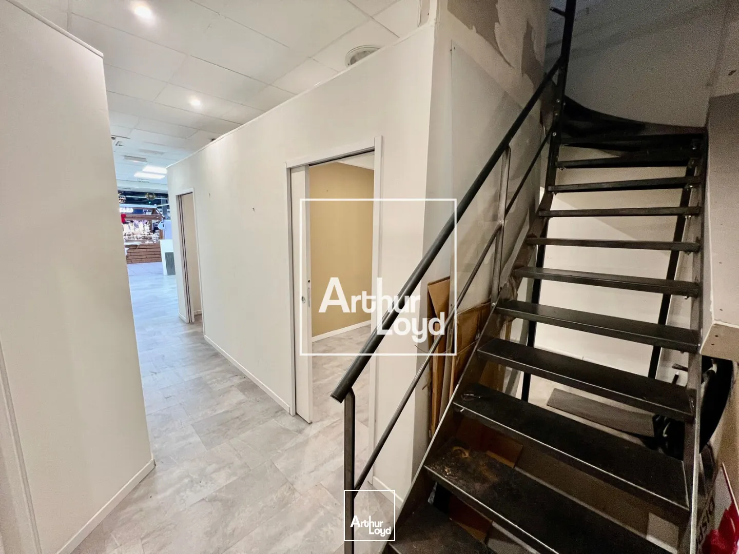 Locaux commerciaux - Location - JUVIGNAC - 34990 - 110-110 - 7671712