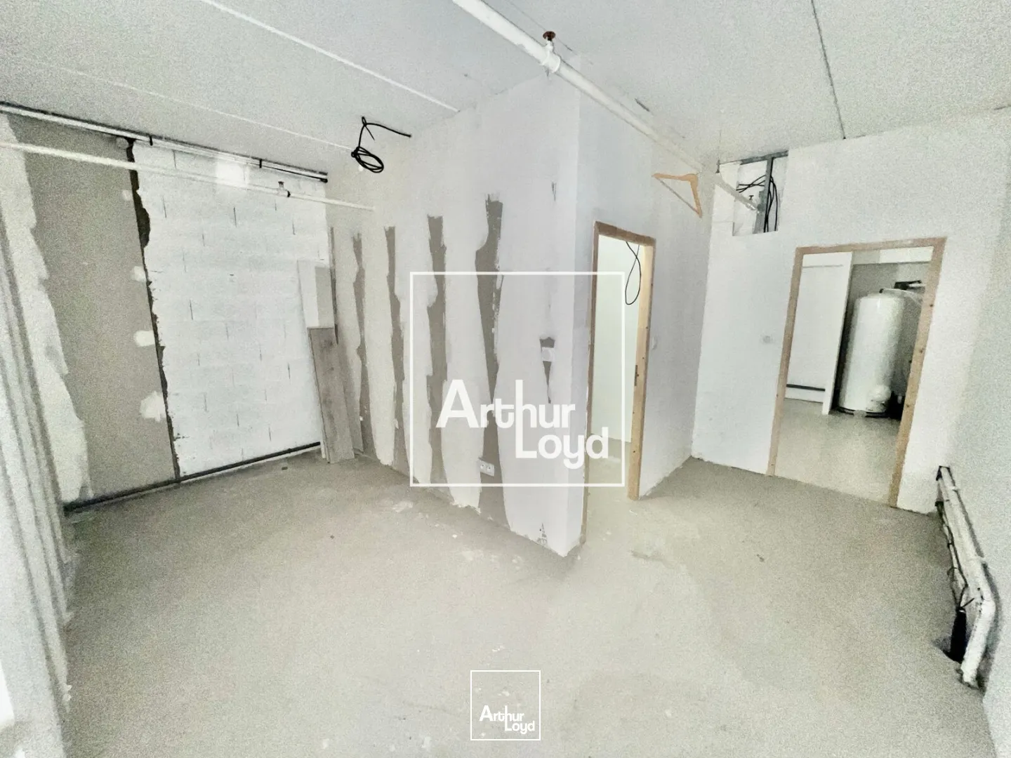 Locaux commerciaux - Location - JUVIGNAC - 34990 - 110-110 - 7671714