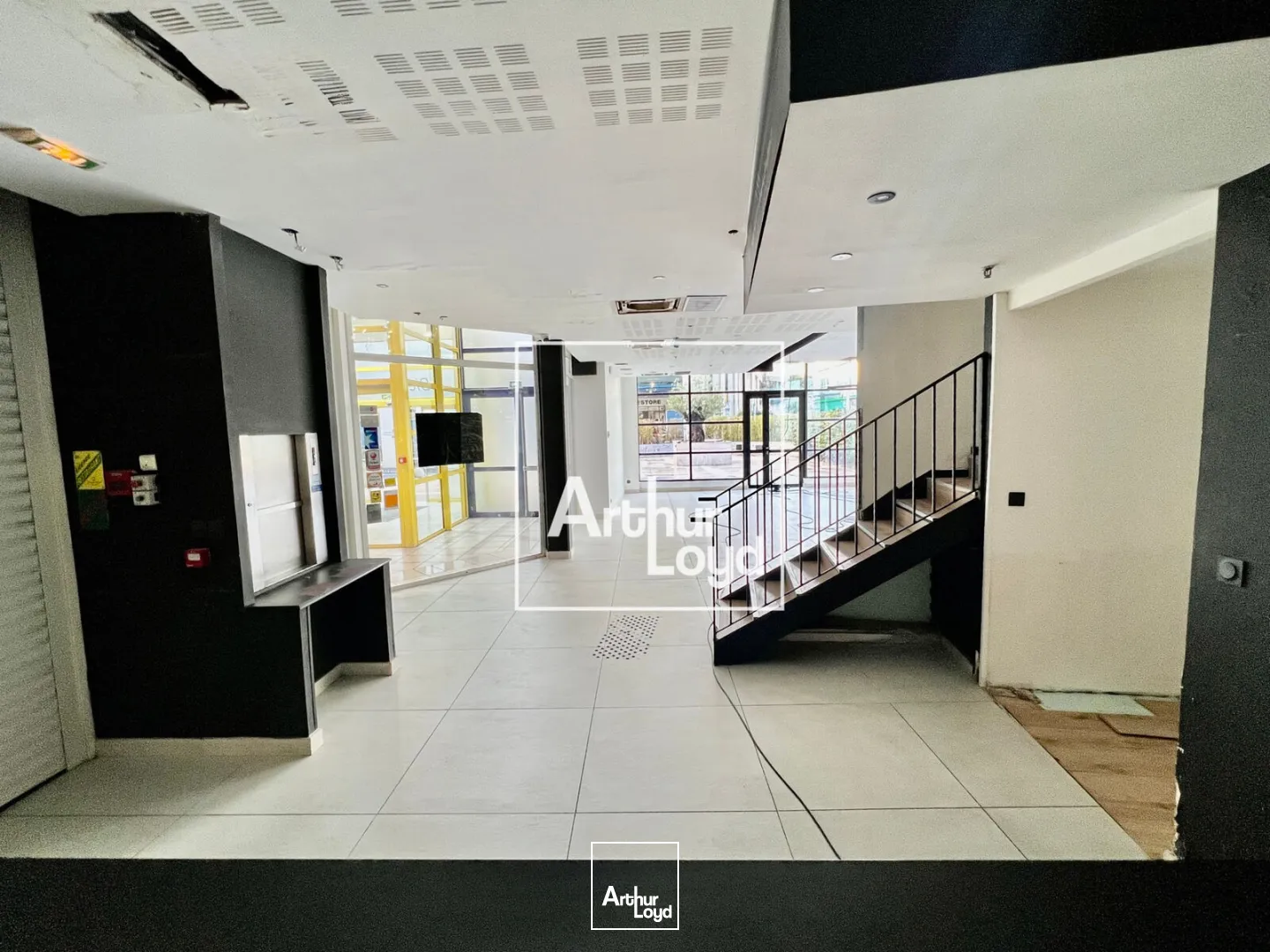 Locaux commerciaux - Location - JUVIGNAC - 34990 - 216-216 - 7671715